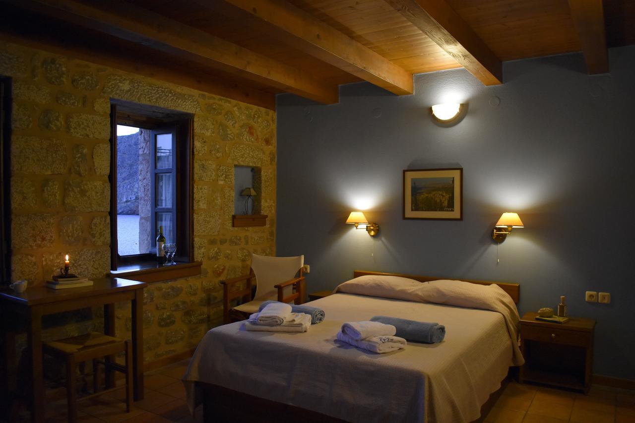 Hotel Pyrgoi Theodorakaki: O Yerolimin Extérieur photo